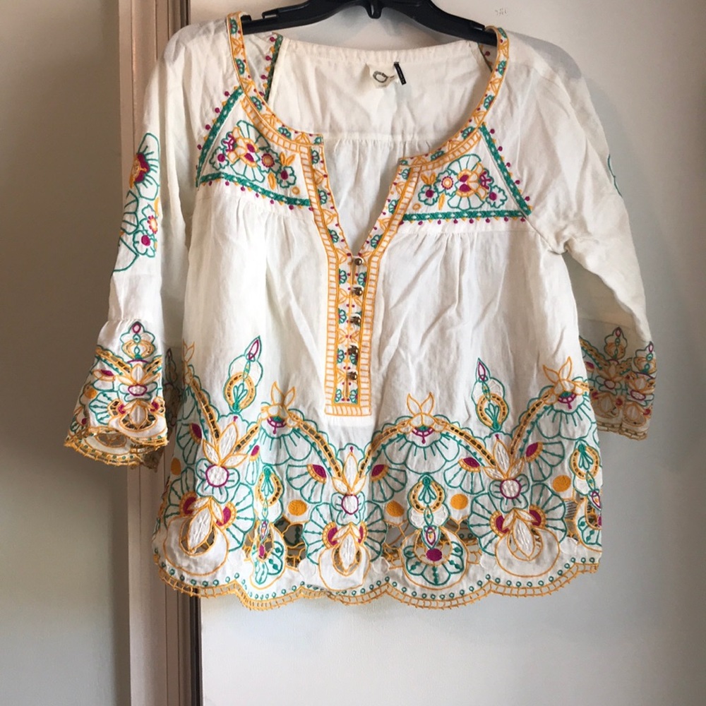 Akemi kin Anthropologie top